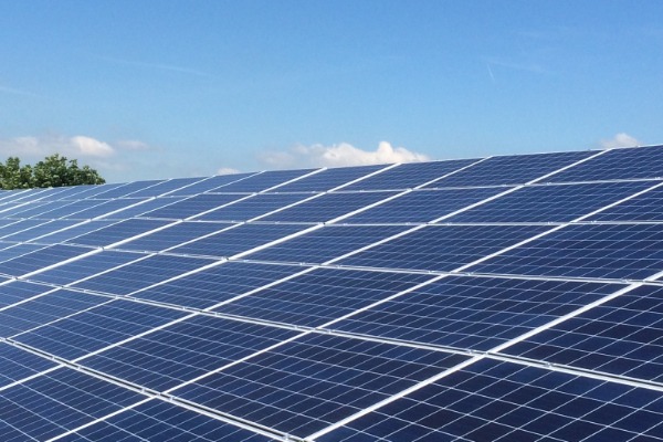 PV array on roof of commercial unit